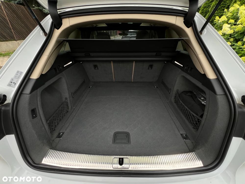 Audi A4 Allroad - 25