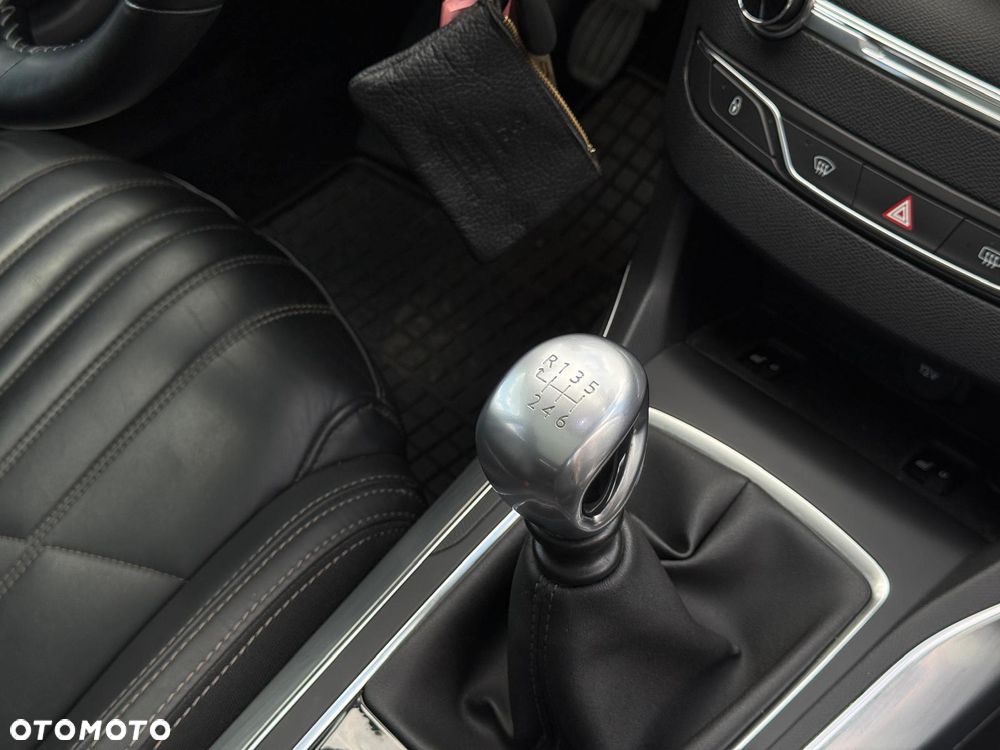 Peugeot 308 BlueHDi FAP 150 Stop & Start Allure - 31