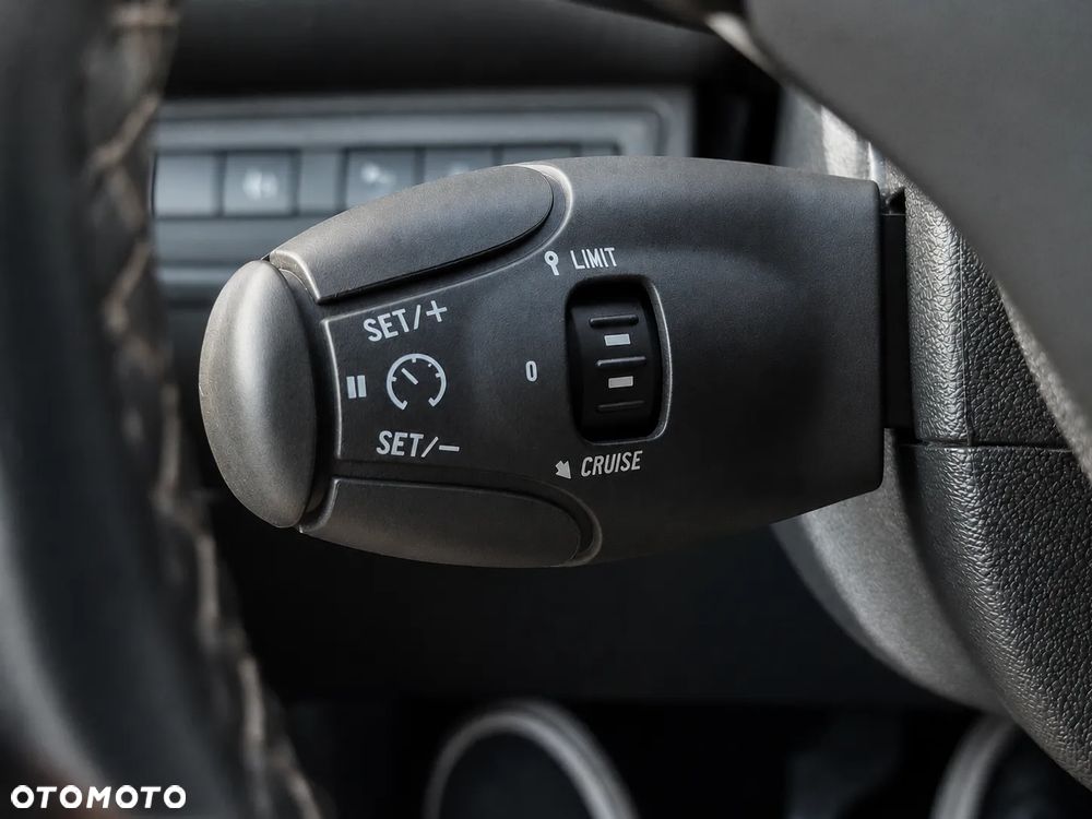 Peugeot 2008 1.2 VTi Allure - 16