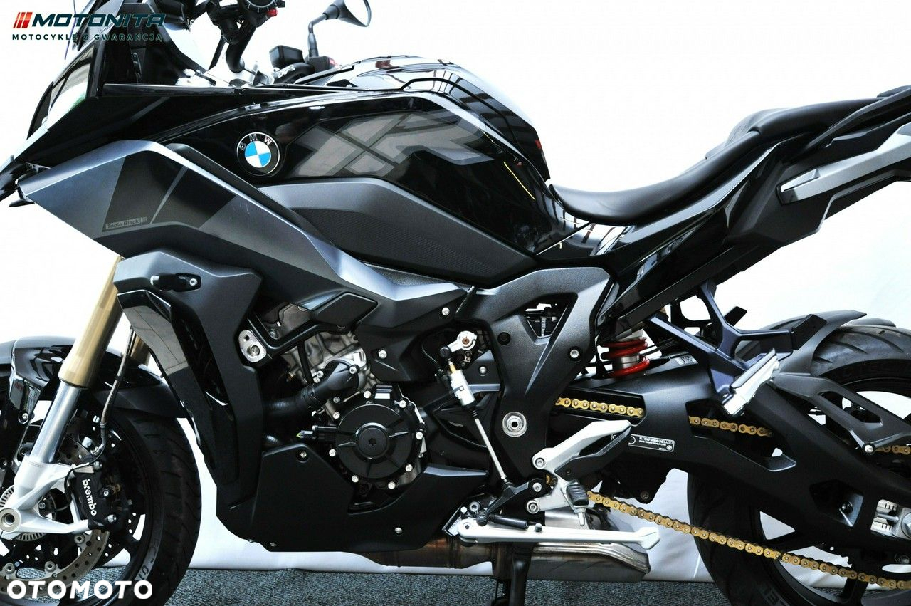 BMW XR - 11