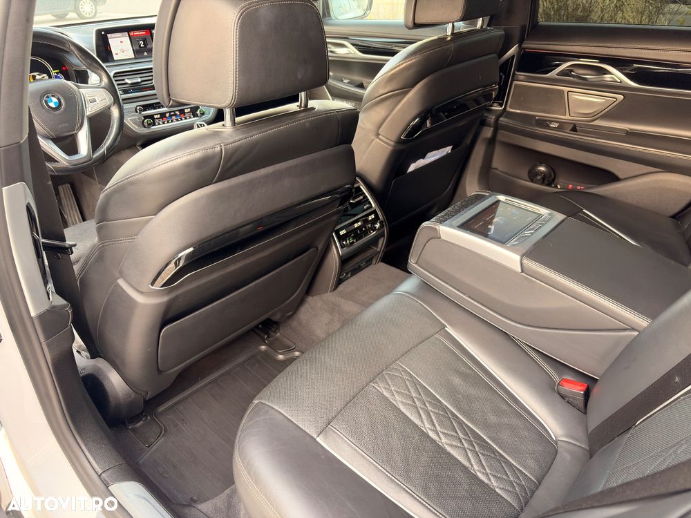 BMW Seria 7 730d xDrive - 15