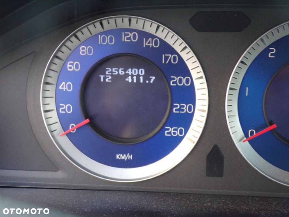 Części- Volvo V60 1 I 2.4 D5 205 KM AWD 10R - 6