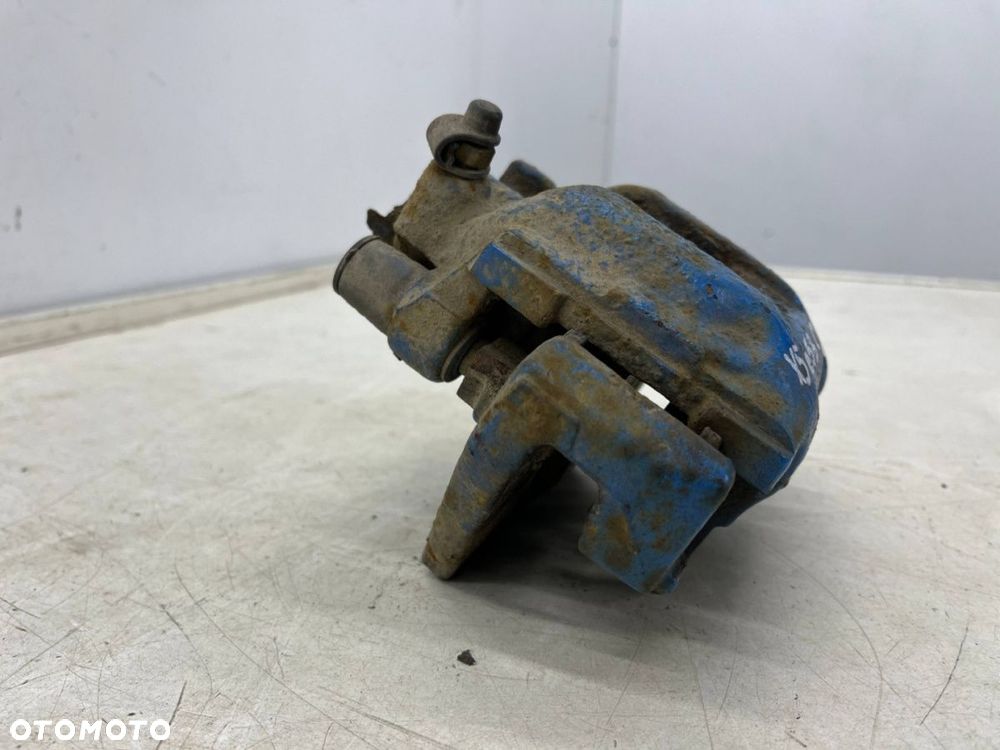 Zacisk hamulcowy BMW X5 E53 99-06r. lewy tylny jarzmo lewy tył na tarcze 324 mm. 42/12 - 2