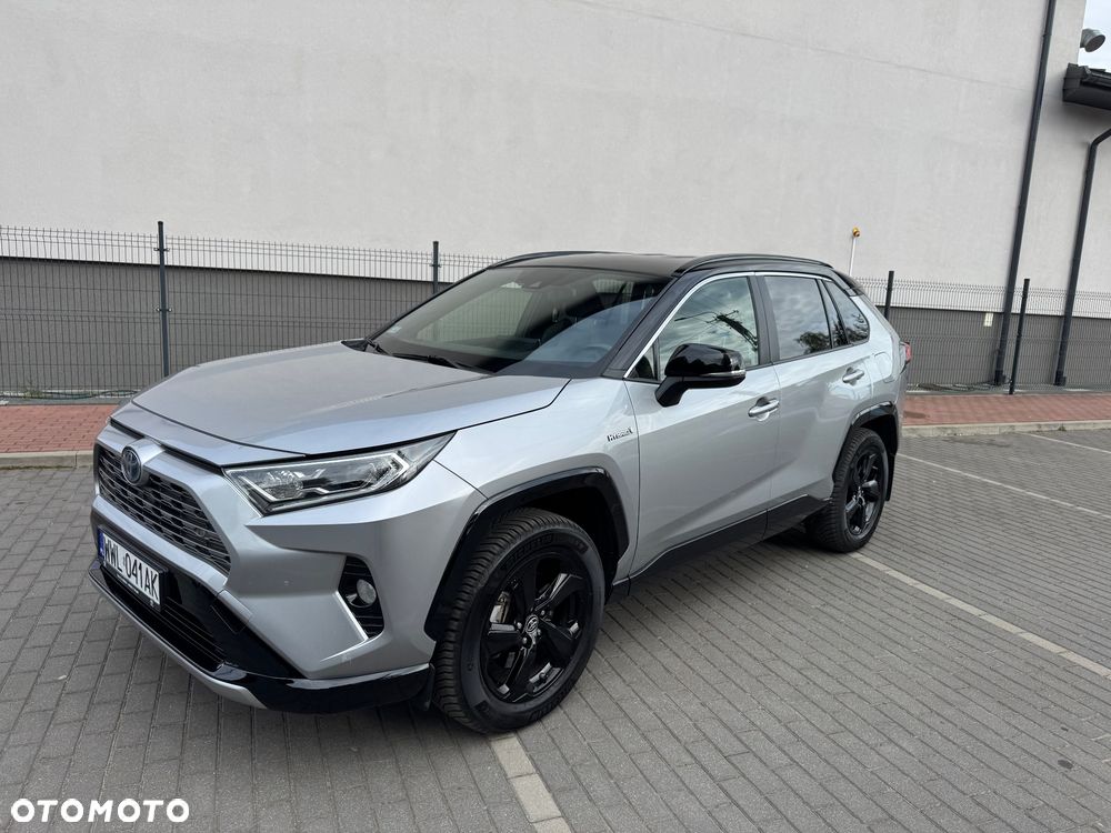 Toyota RAV4 - 1