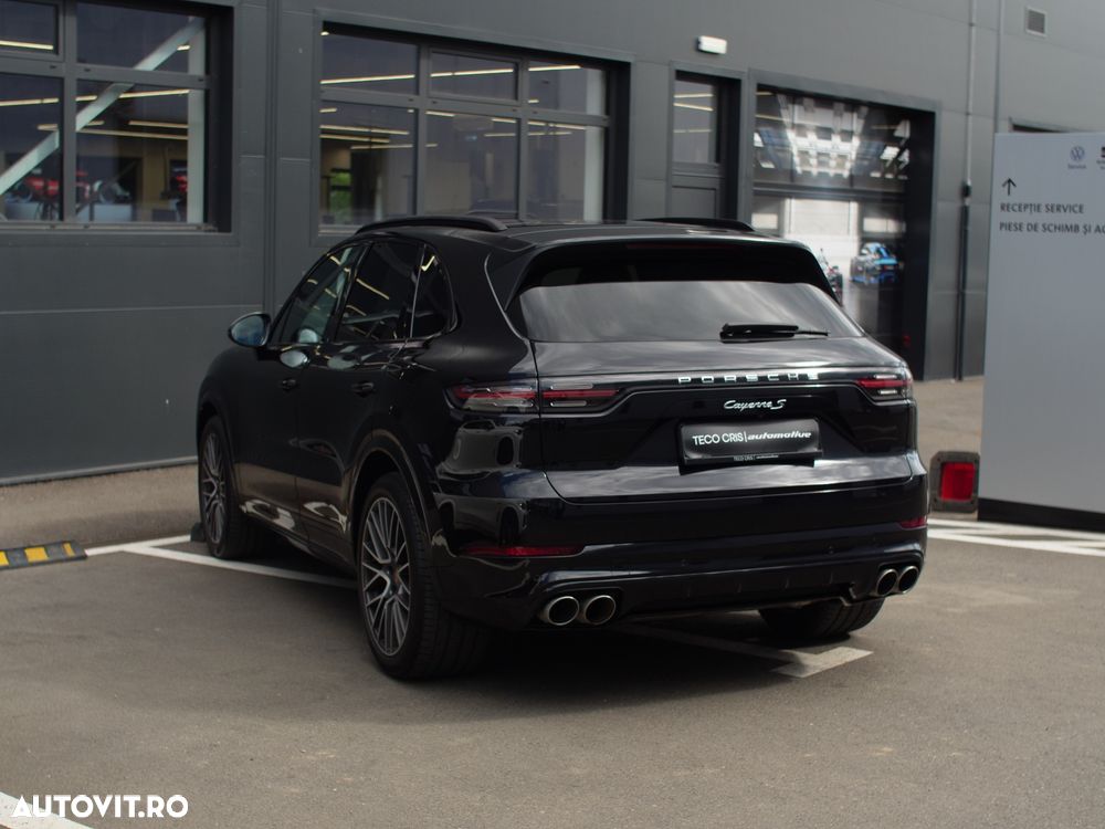 Porsche Cayenne - 23