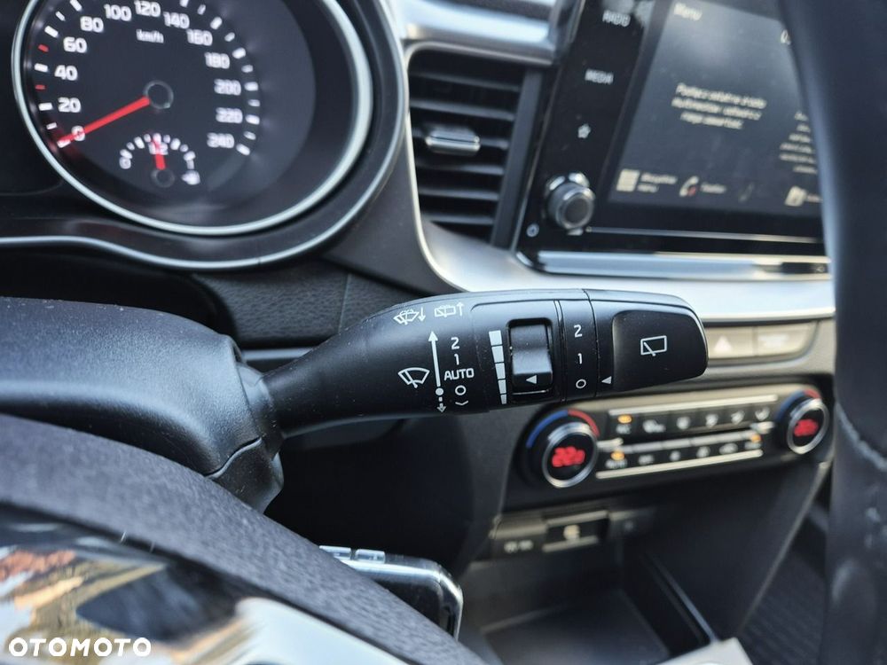 Kia Ceed 1.6 CRDi mHEV M - 20