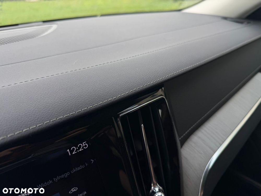 Volvo V60 B5 B AWD Geartronic Inscription - 25