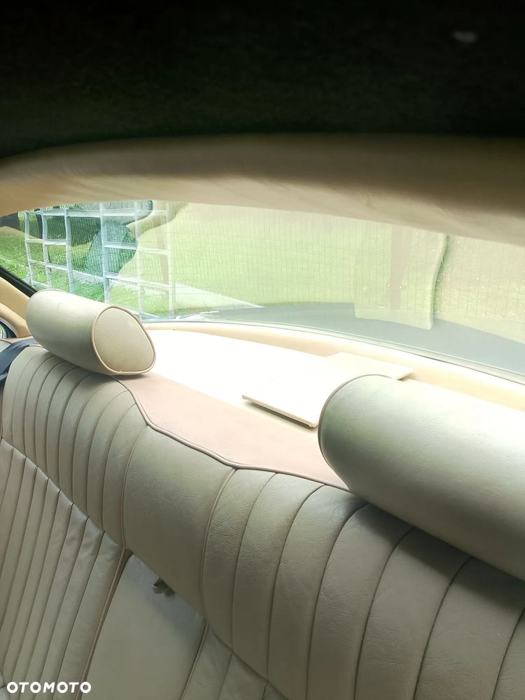 Jaguar XJ - 18