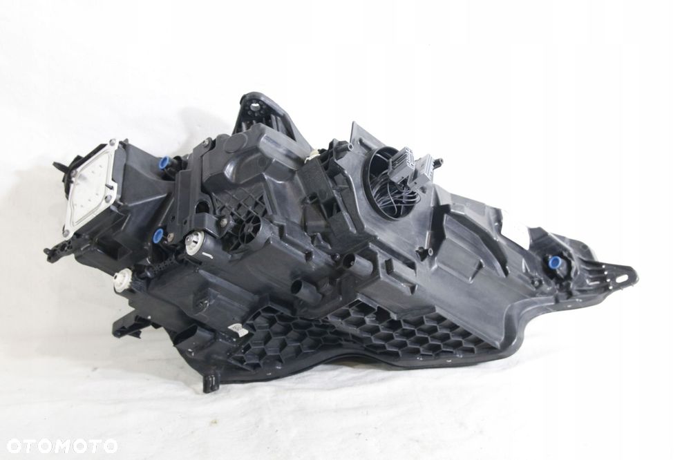 reflektor lampa mid full led europa oryginał volvo s60 3 v60 ii 2 2018-2024 - 9