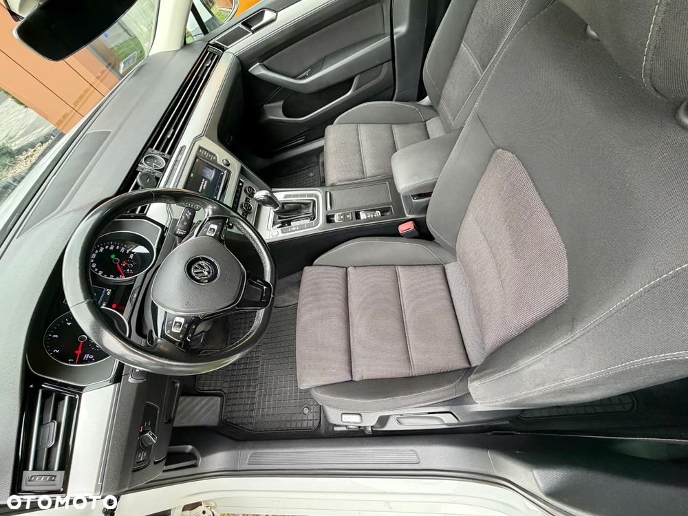 Volkswagen Passat 2.0 TDI BMT Comfortline DSG - 6