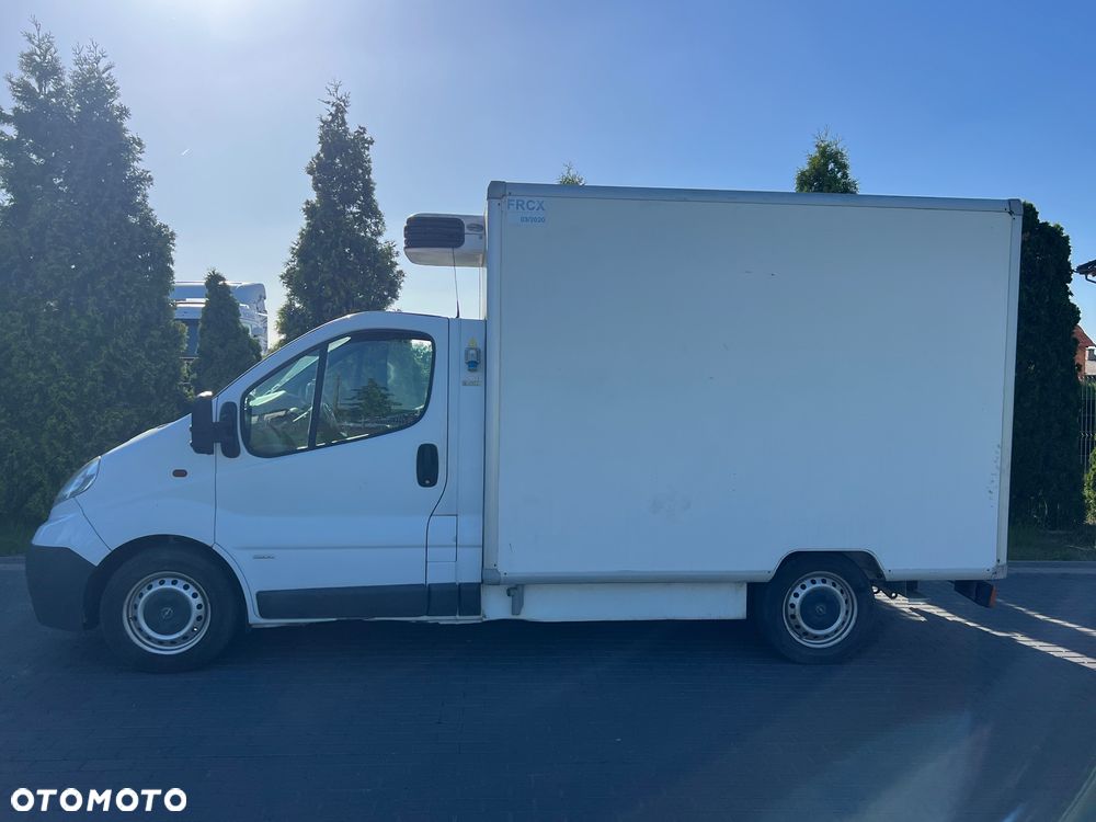 Opel VIVARO CHŁODNIA - 23