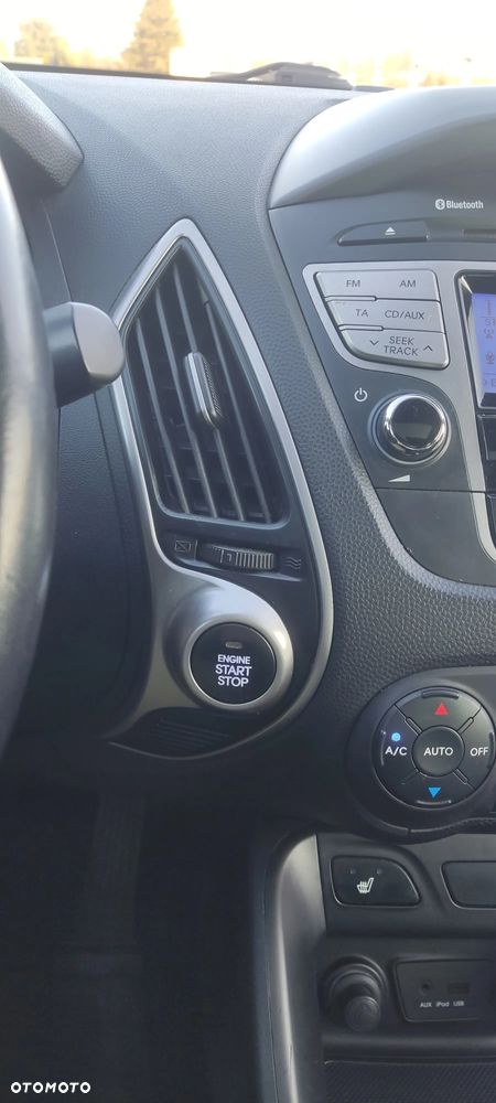 Hyundai ix35 2.0 2WD Style - 21