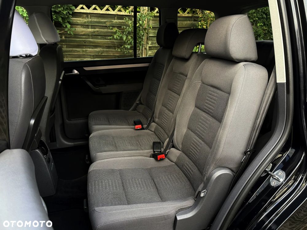 Volkswagen Touran 2.0 TDI DPF Highline Perfectline - 20