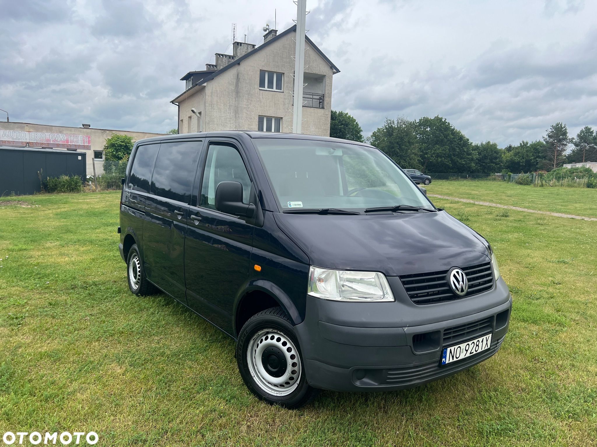 Volkswagen T5 - 1