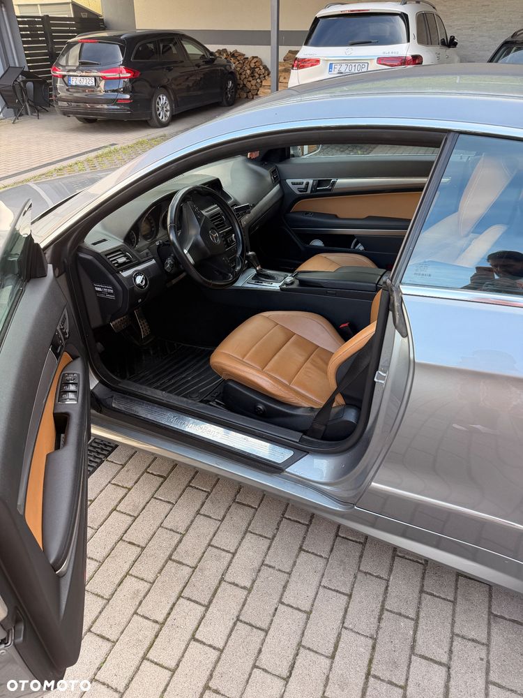 Mercedes-Benz Klasa E - 10