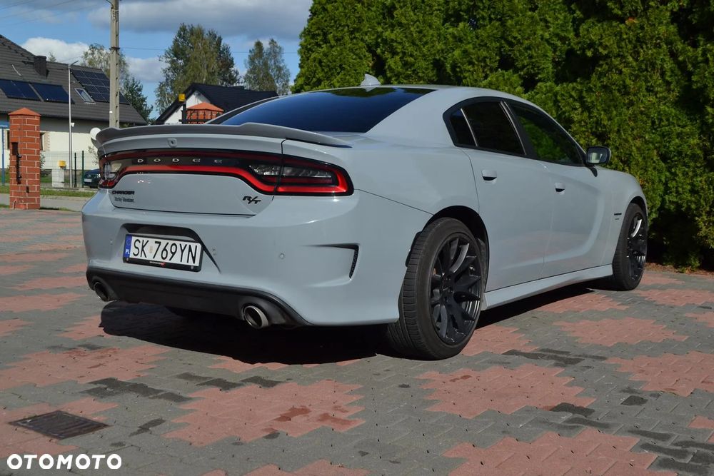 Dodge Charger ver-5-7-r-t - 4