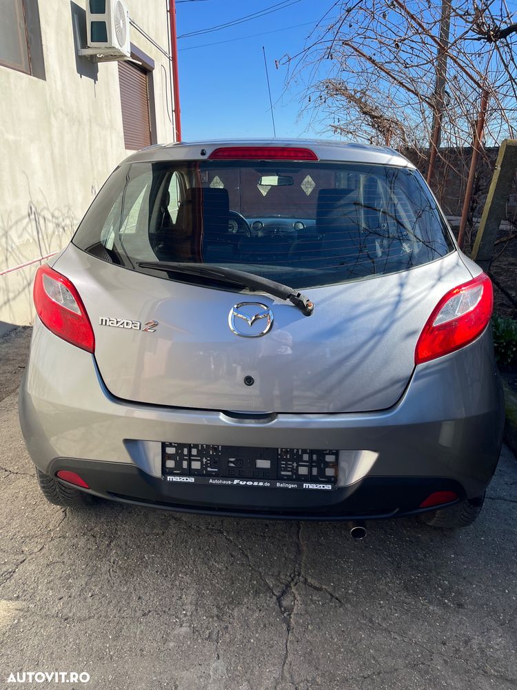 Mazda 2 - 3
