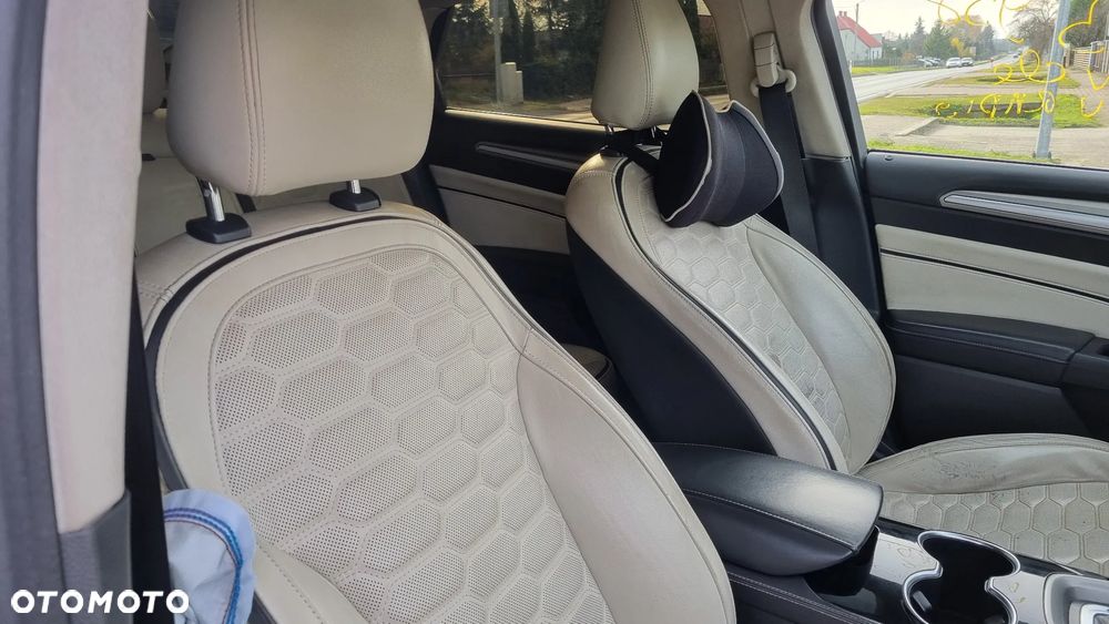 Ford Mondeo 2.0 Start-Stopp CVT Vignale - 25