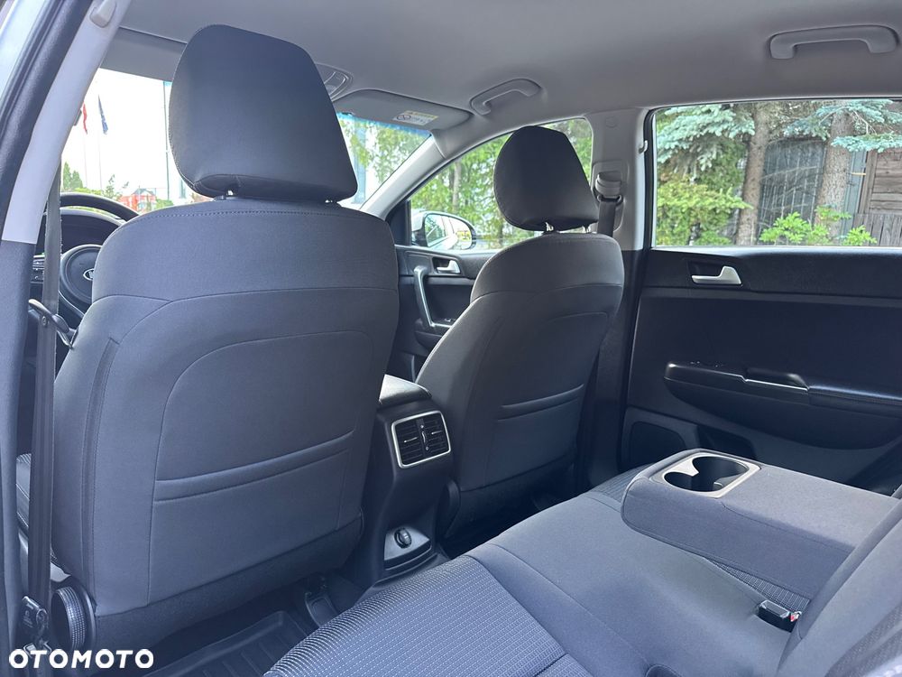Kia Sportage 1.6 T-GDI AWD DCT PLATINUM - 27