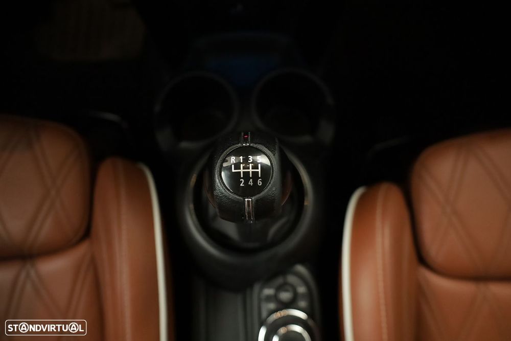 MINI Cabrio - 17