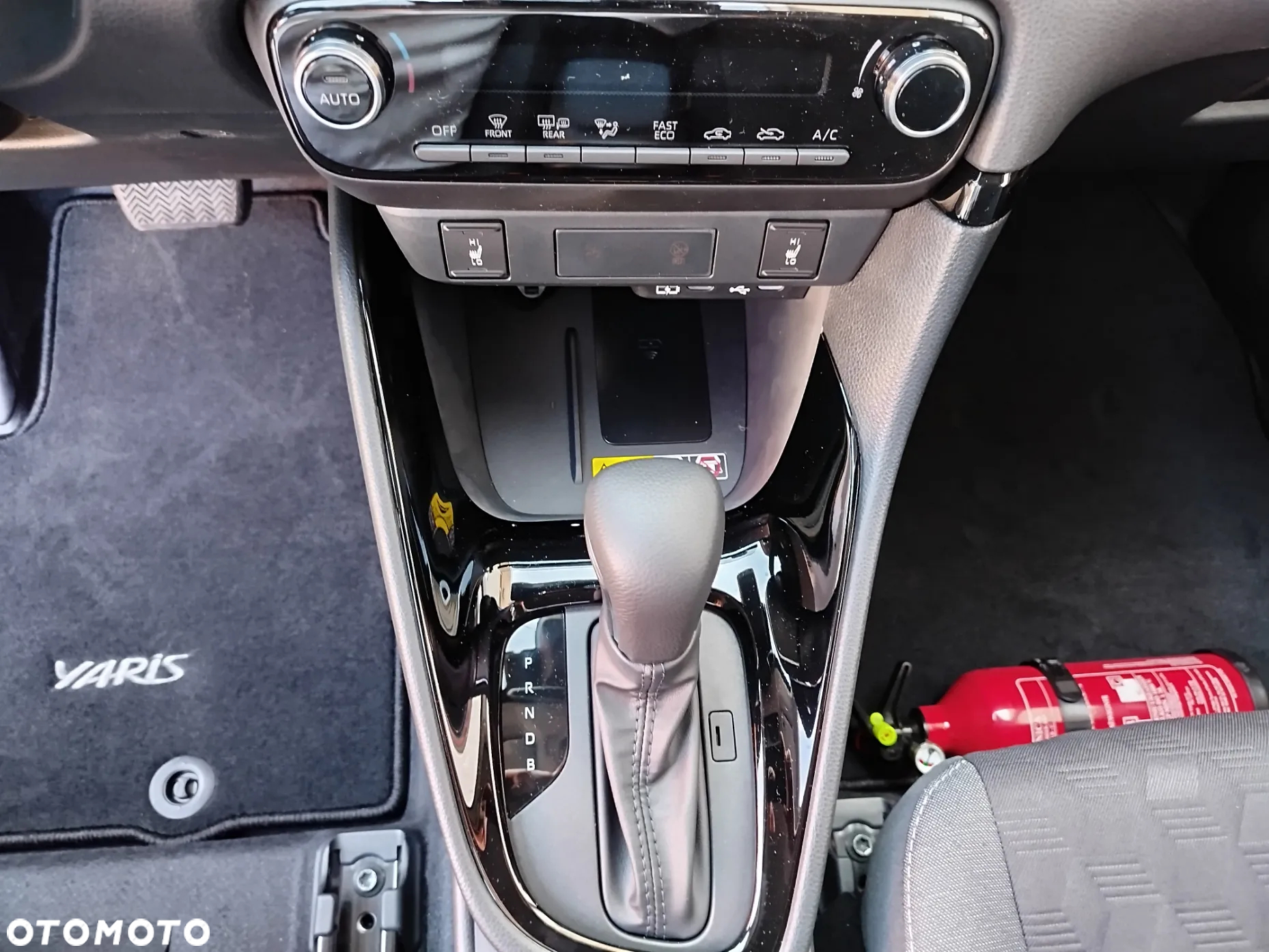 Toyota Yaris 1.5 Style CVT - 13