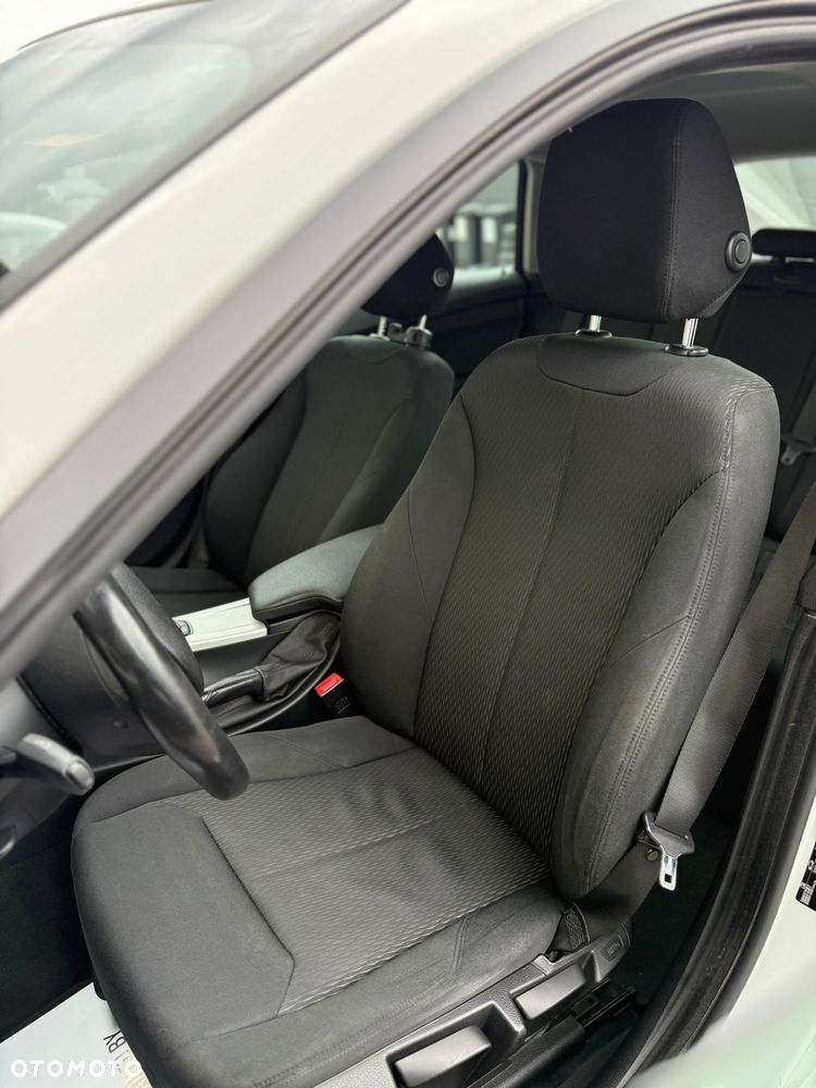 BMW 3GT 318d Advantage - 23