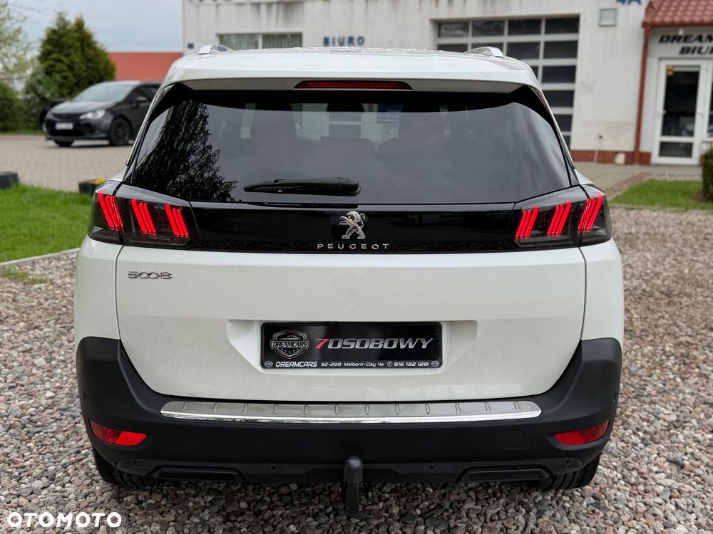 Peugeot 5008 - 13