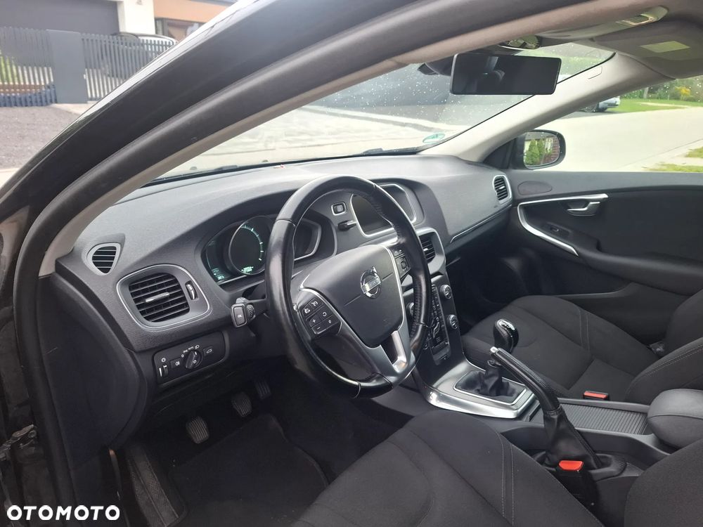 Volvo V40 - 11
