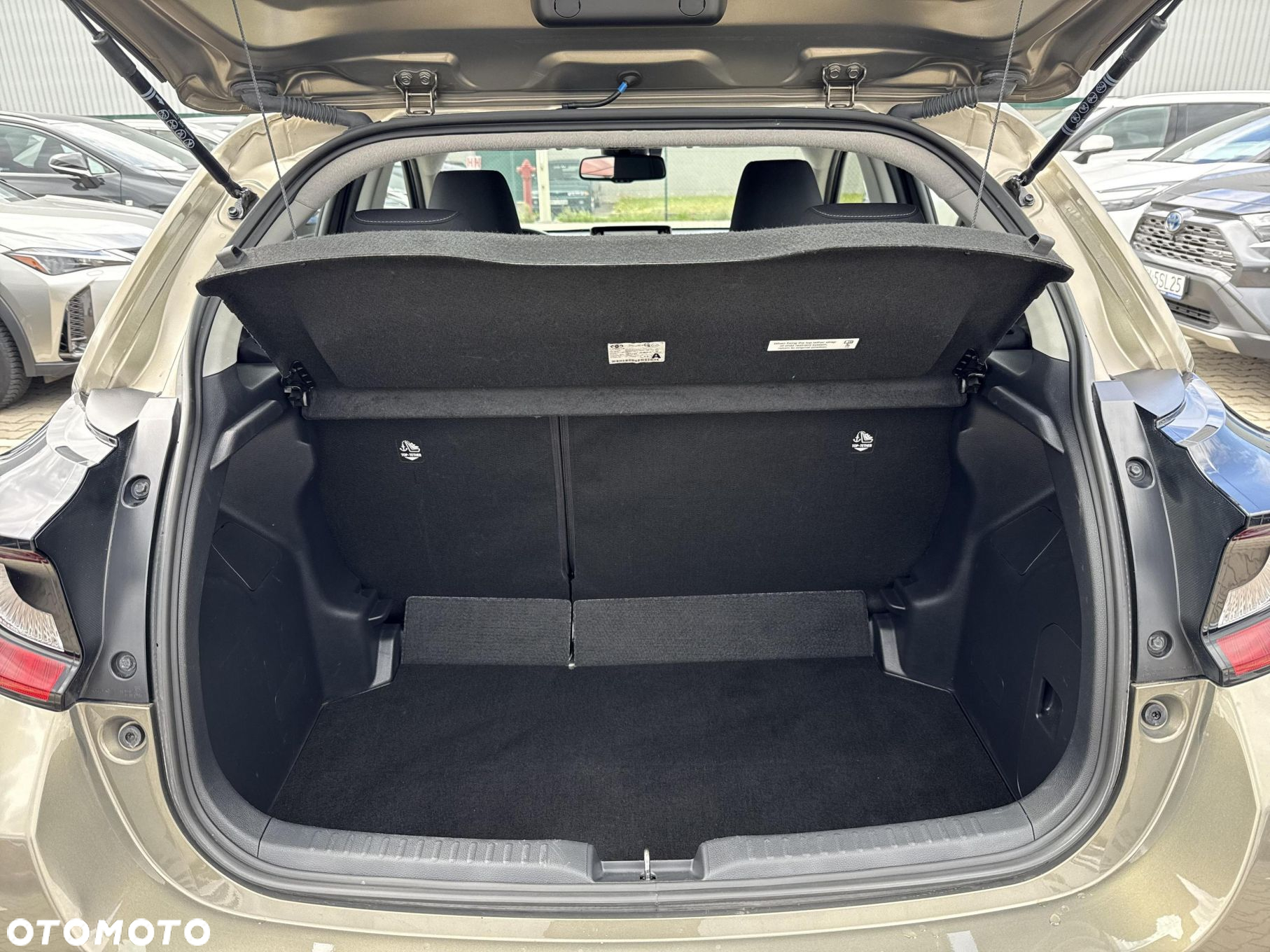 Toyota Yaris - 13