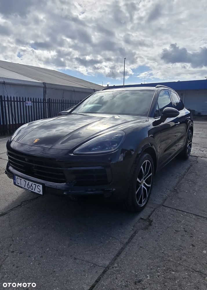 Porsche Cayenne Standard - 1