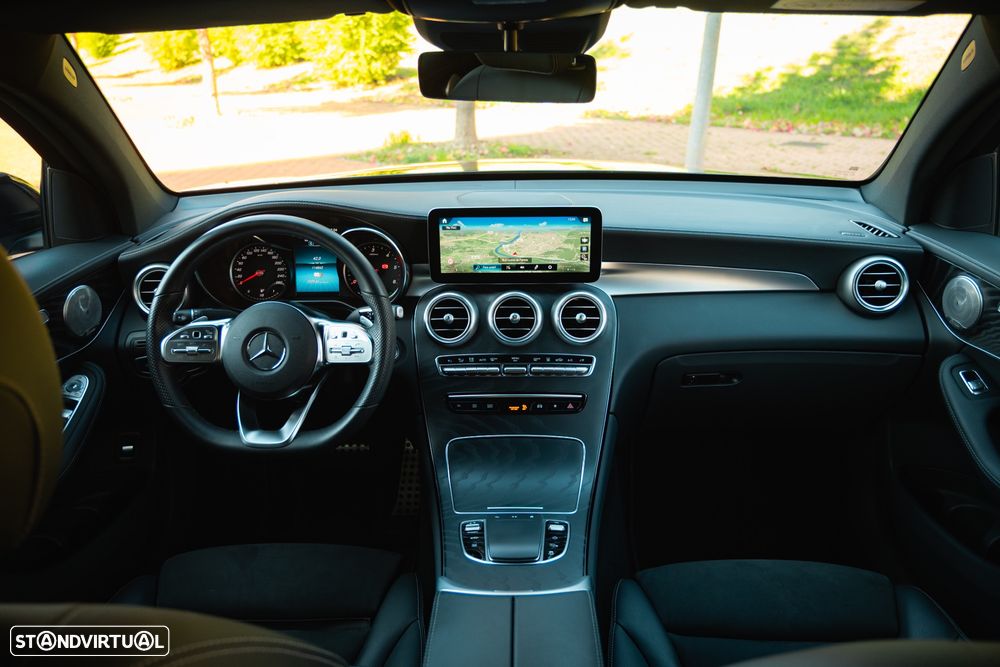 Mercedes-Benz GLC 300 de Coupe 4Matic 9G-TRONIC AMG Line Plus - 24