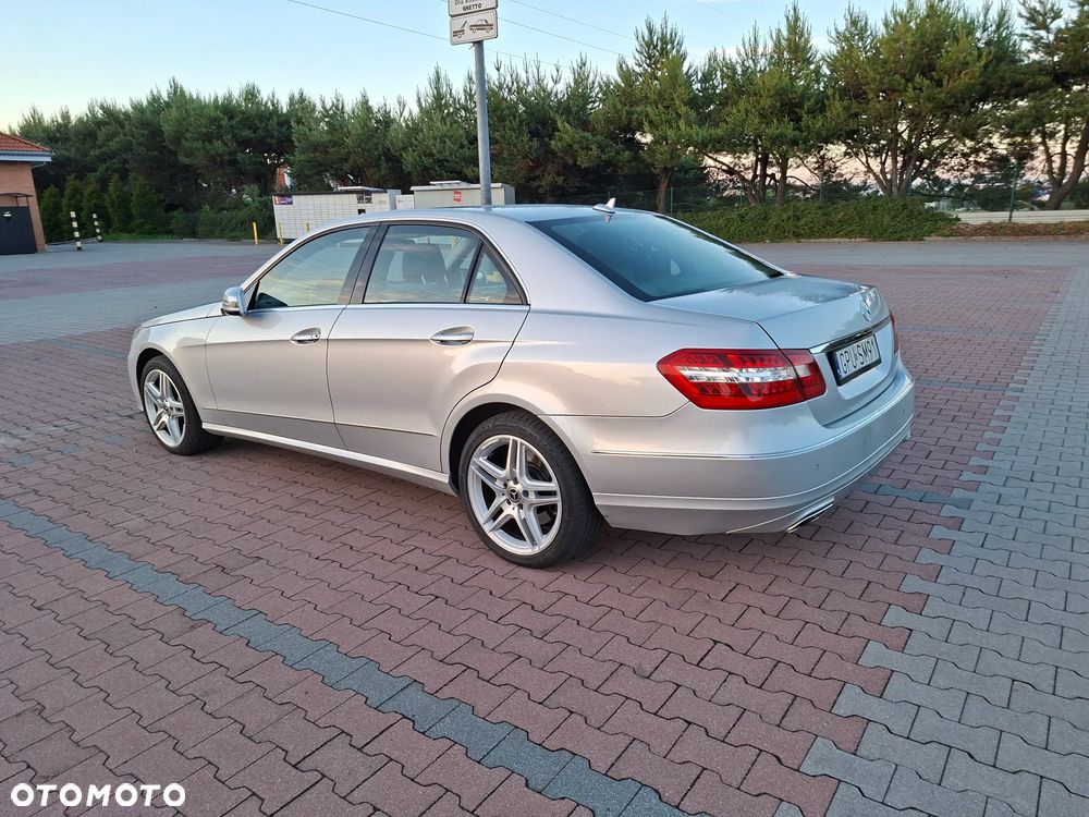 Mercedes-Benz Klasa E 500 7G-TRONIC Avantgarde - 8