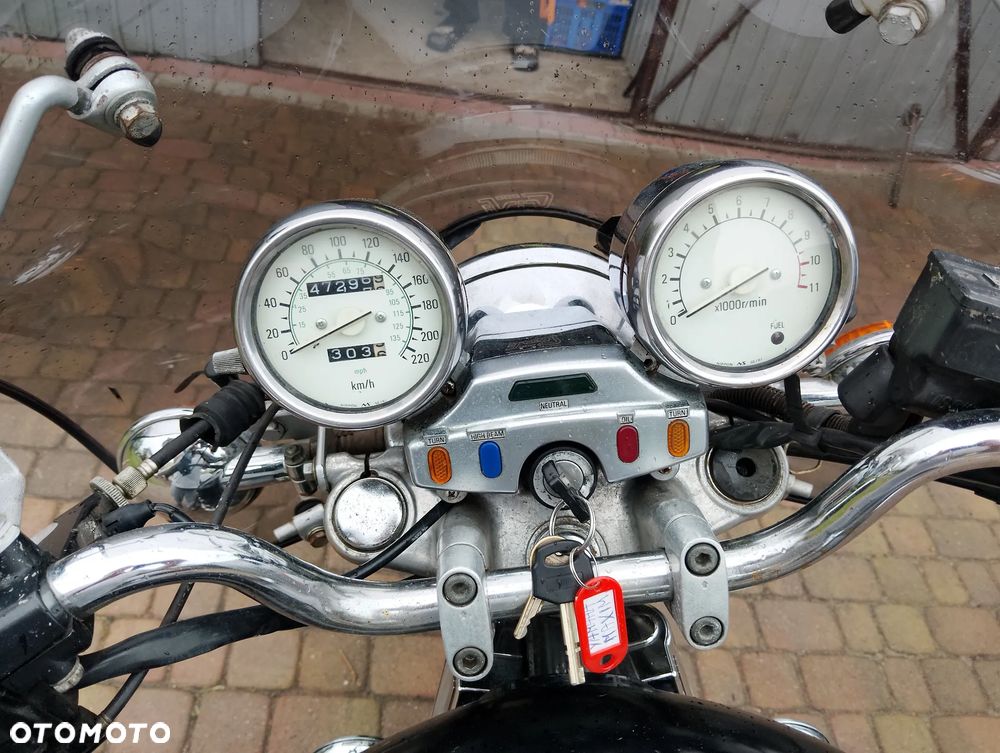 Yamaha Maxim - 5