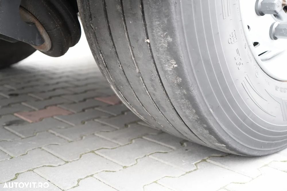 Schmitz Cargobull CORTINĂ / STANDARD / ACOPERIȘ RIDICAT / PUNȚĂ RIDICATĂ / - 23