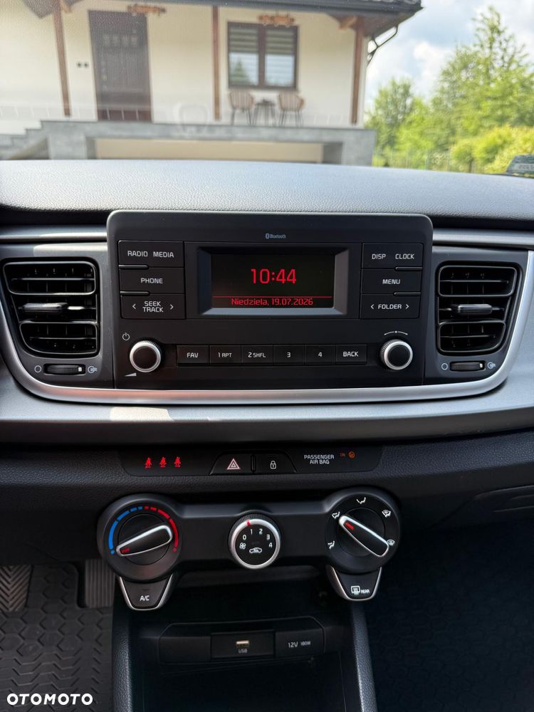 Kia Rio 1.2 M - 19