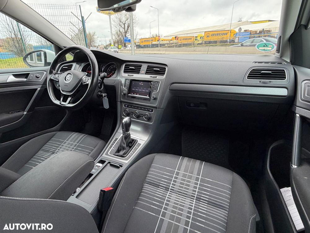 Volkswagen Golf 1.6 TDI BlueMotion Technology DSG Cup - 37