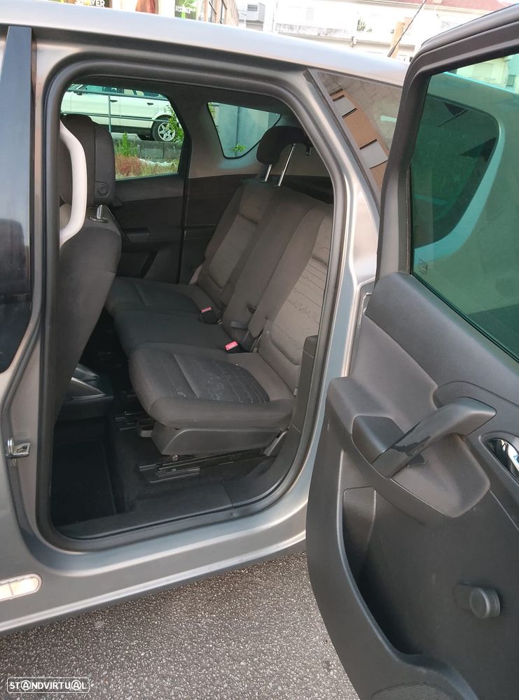Opel Meriva - 11