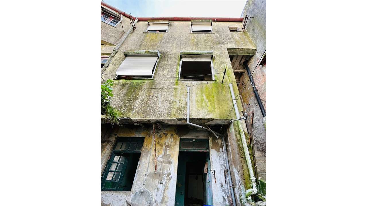 Moradia para Reabilitar no Centro do Porto - Grande imagem: 2/4