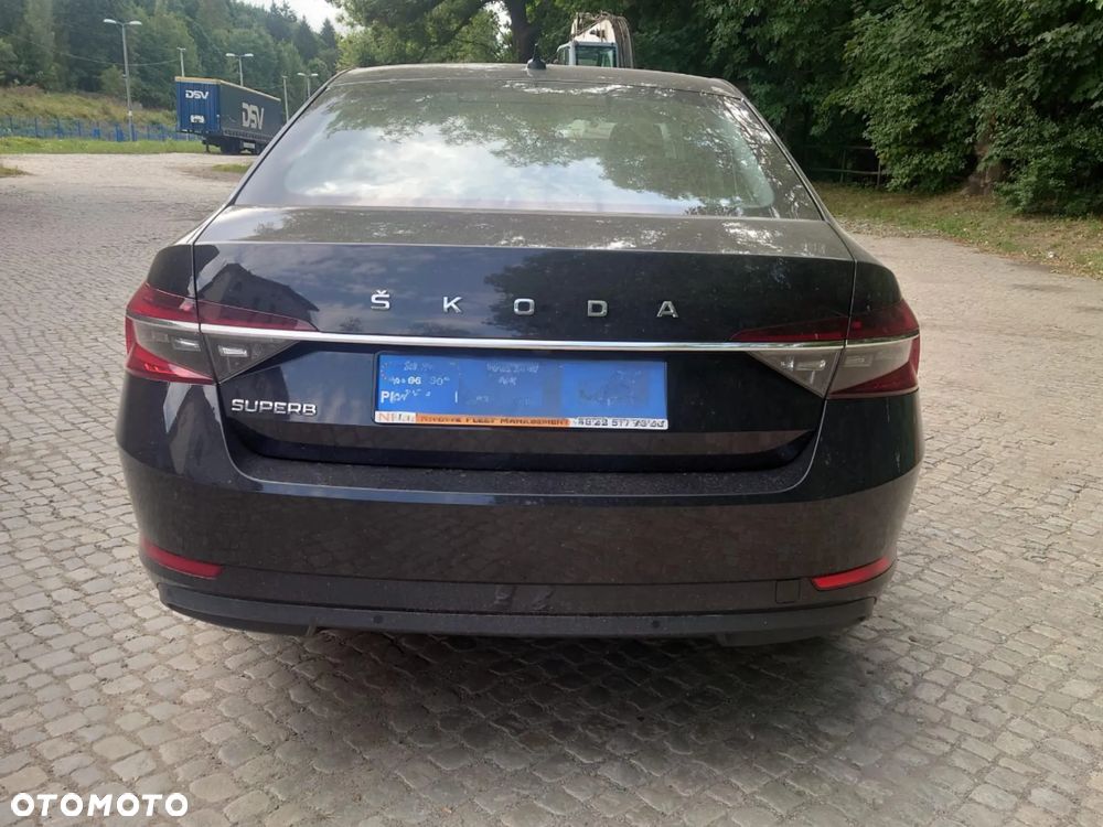 Skoda Superb 1.5 TSI Ambition - 6