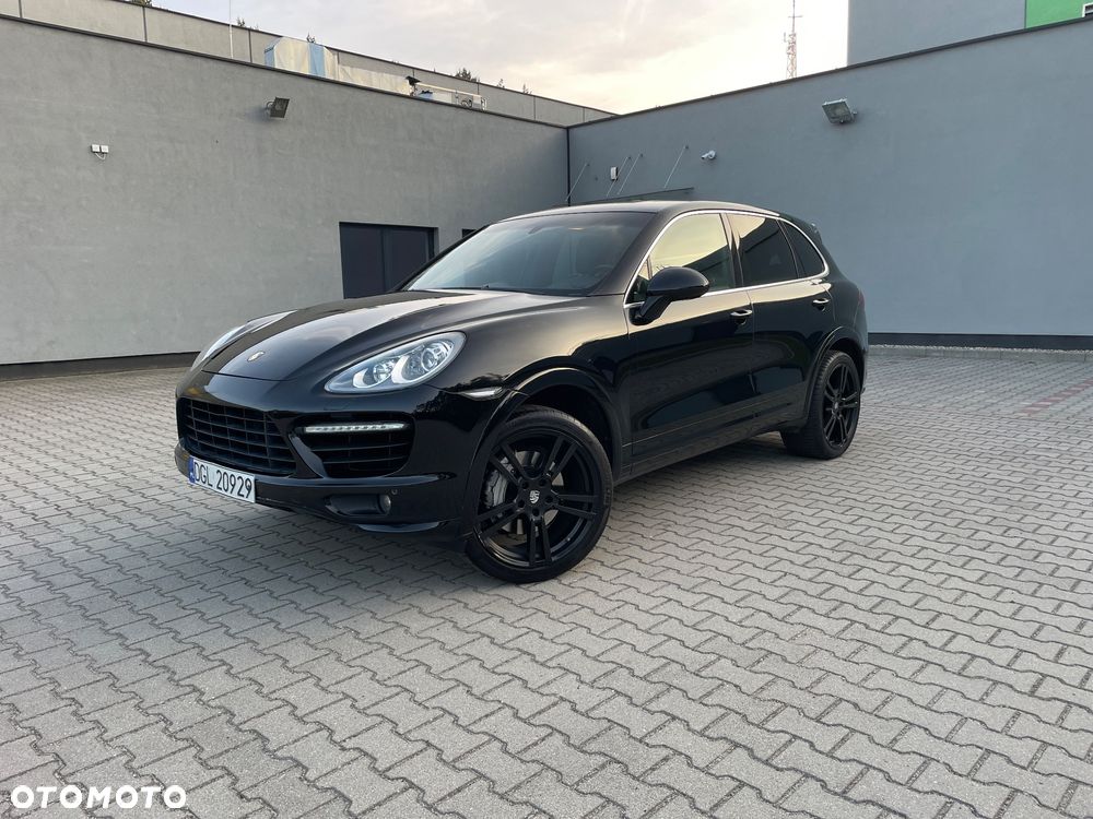 Porsche Cayenne - 1