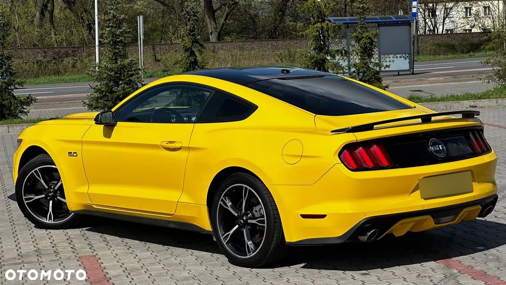 Ford Mustang 5.0 V8 GT - 19