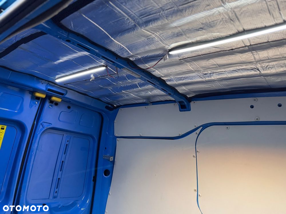 Ford Transit Connect - 14