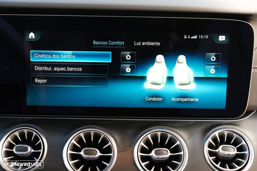 Mercedes-Benz E 220 d AMG Line - 34