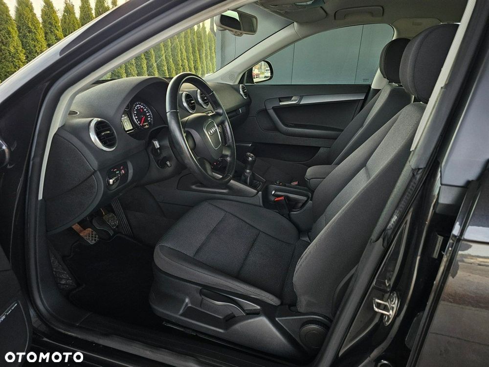 Audi A3 Sportback - 14