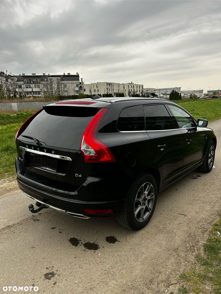 Volvo XC 60 D4 Drive-E Ocean Race - 12