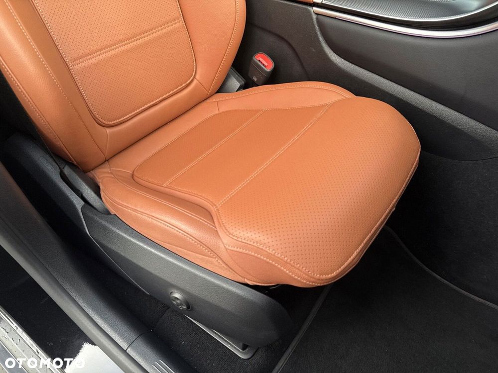 Mercedes-Benz GLC 200 d mHEV 4-Matic Avantgarde - 25