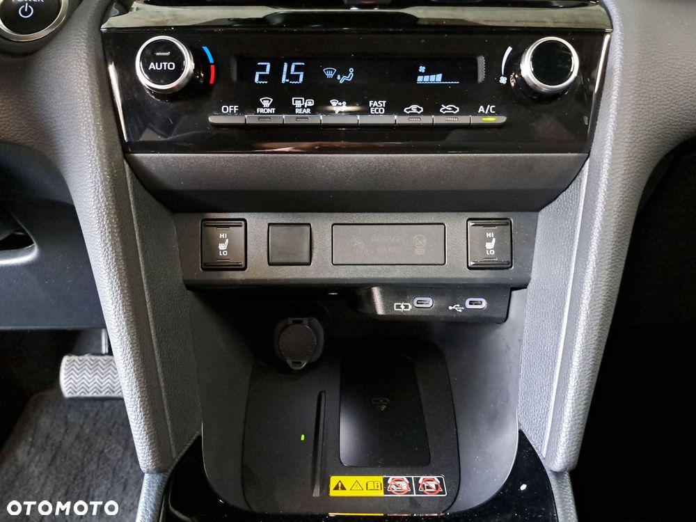 Toyota Yaris Cross Hybrid 1.5 Style - 25