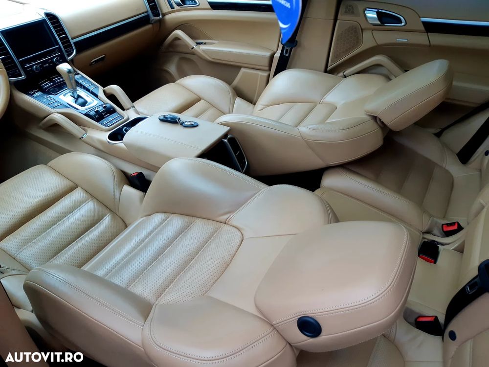 Porsche Cayenne 3.0TD TipTronic - 8