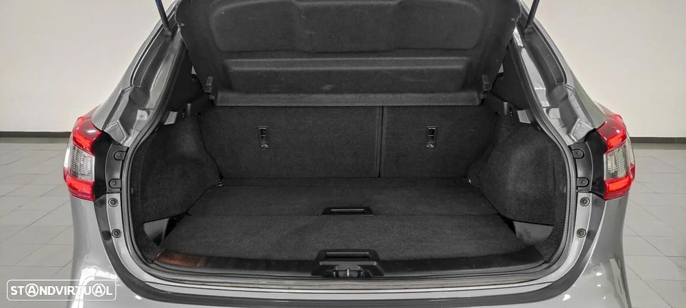 Nissan Qashqai 1.5 dCi Tekna Sport 17 - 20