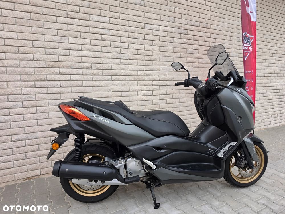 Yamaha X-max - 8